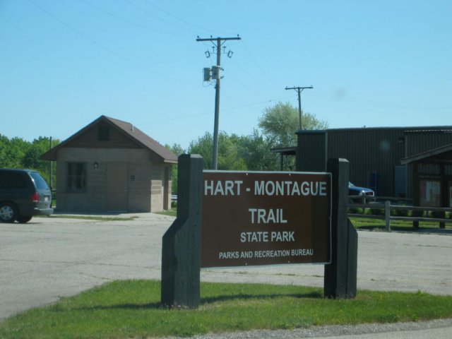 trailheadinhart.jpg